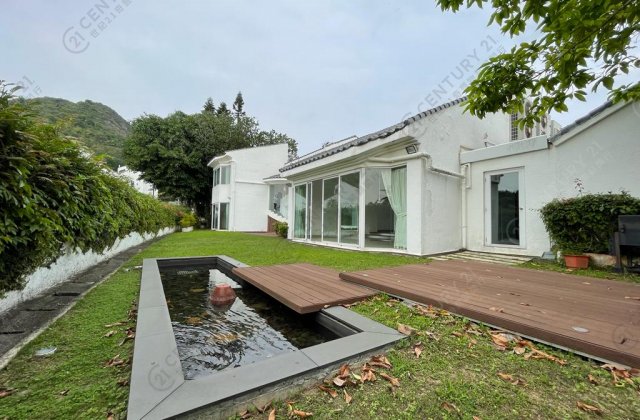 FLORAL VILLAS GDN HSE