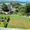 西貢 西貢海景村屋, 巨型草坪花園.方便近路