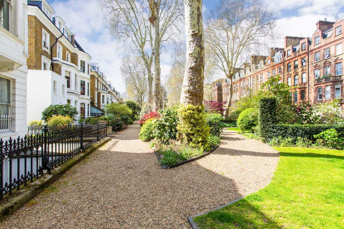 隨著海外買家返回投資倫敦 Kensington and Chelsea，藉此有望在 2022 年引領英國房地產市場