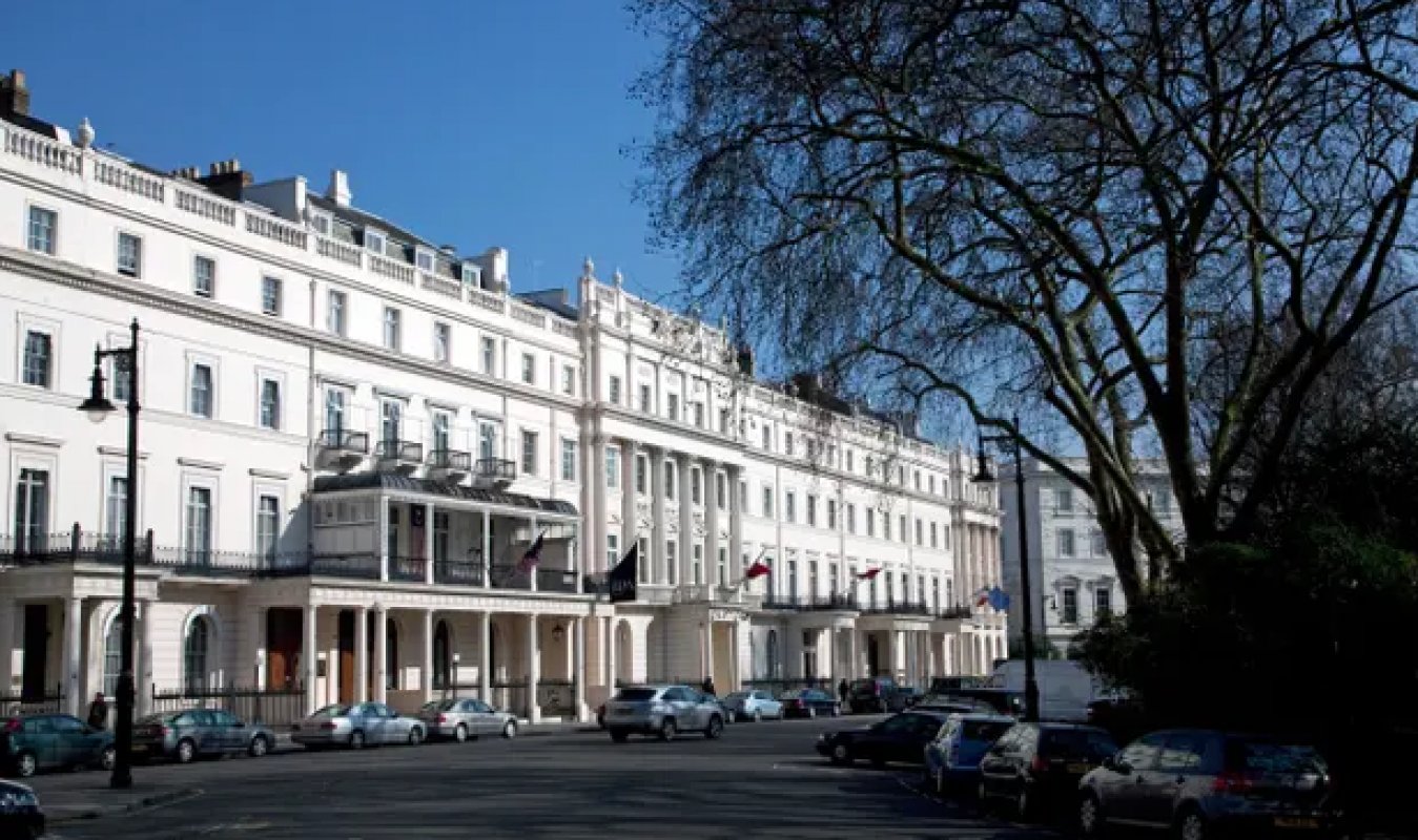 Record number of £10m-plus London properties sold as pound falters