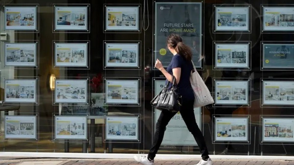 Looking for a mortgage? It’s time to get a move on