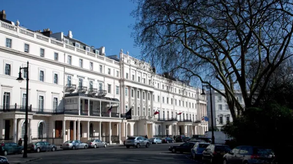 Record number of £10m-plus London properties sold as pound falters