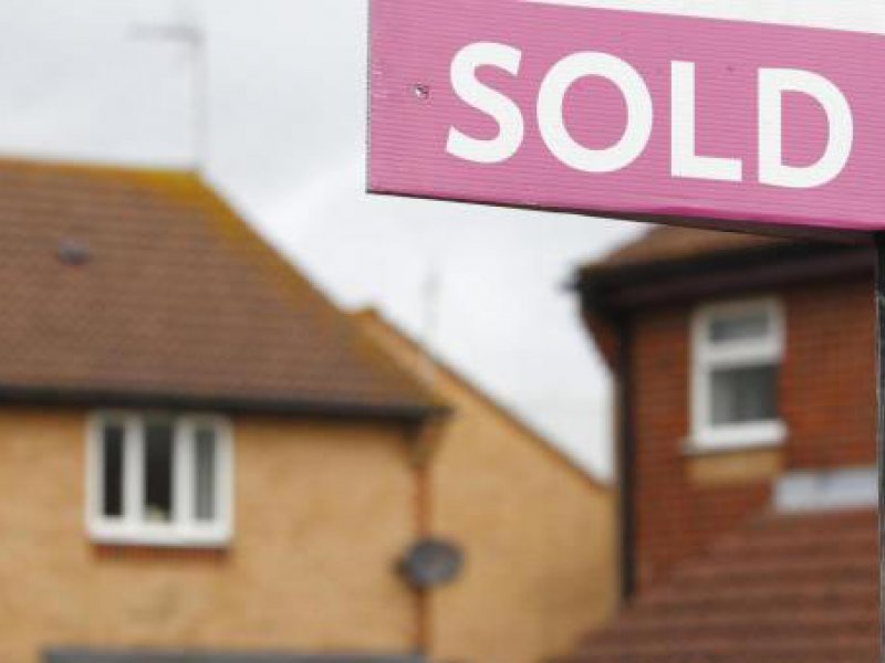 Reading house prices - the widest difference between asking and selling prices
